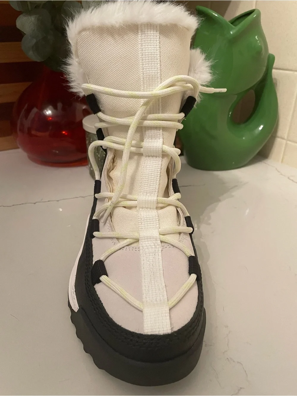 Sorel Ona RMX Glacy WP (Style NL5050-125) in Sea Salt/Black